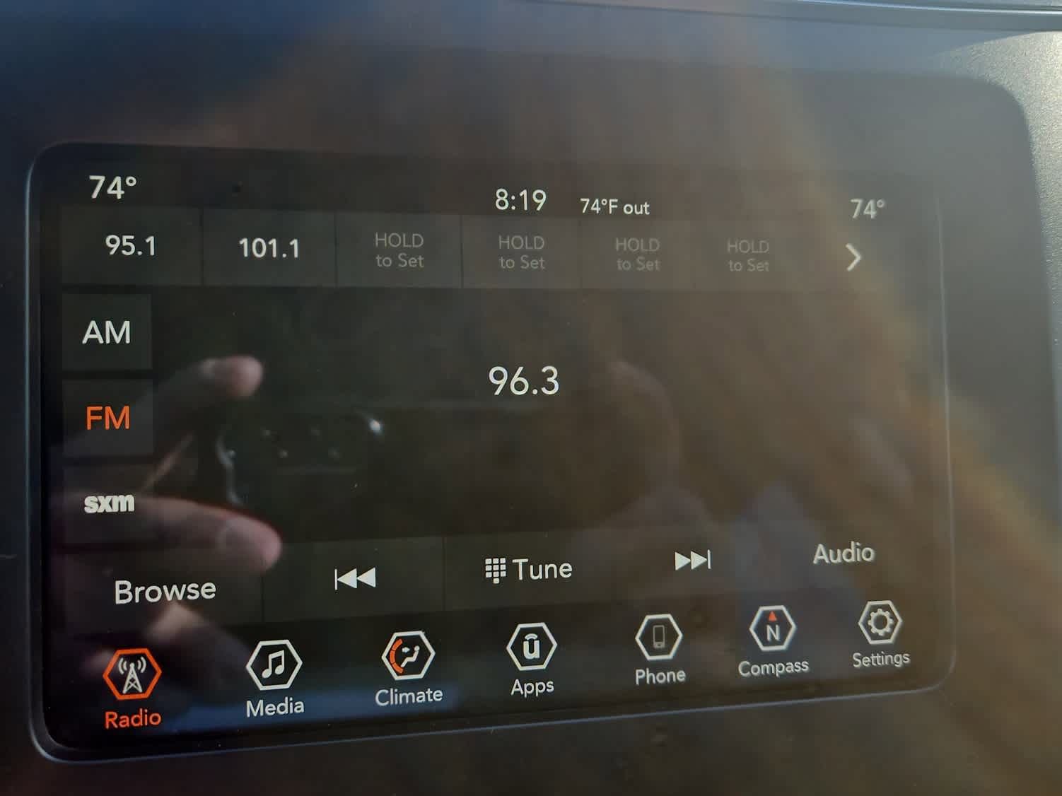 Used 2020 Jeep Cherokee Latitude Plus image 16