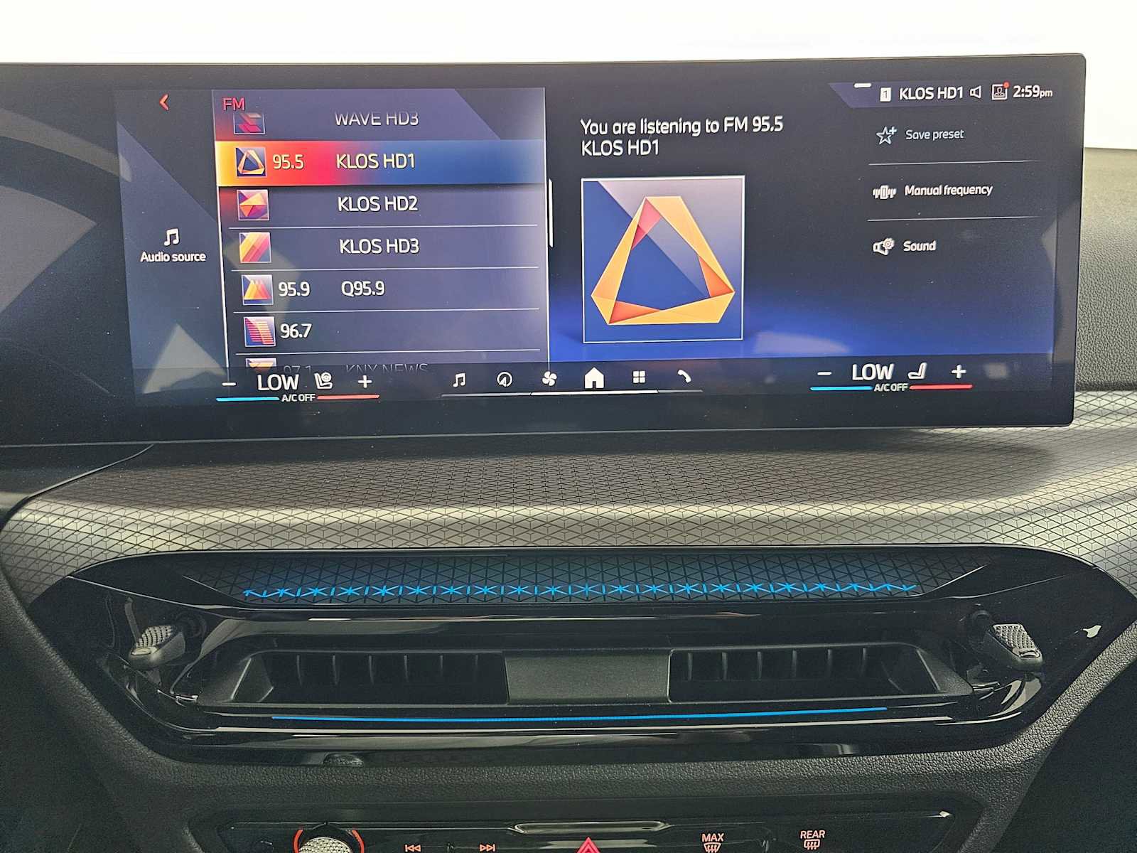 Used 2025 BMW i4 xDrive40i w/ M Sport Package image 25