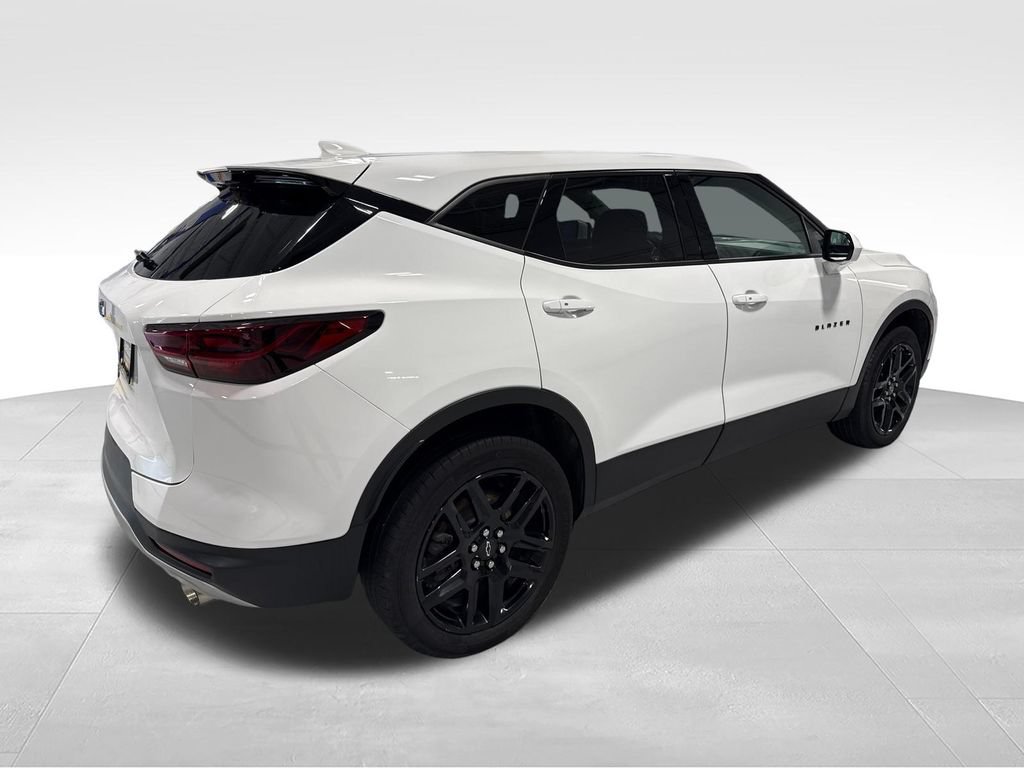 Used 2023 Chevrolet Blazer LT FWD image 48