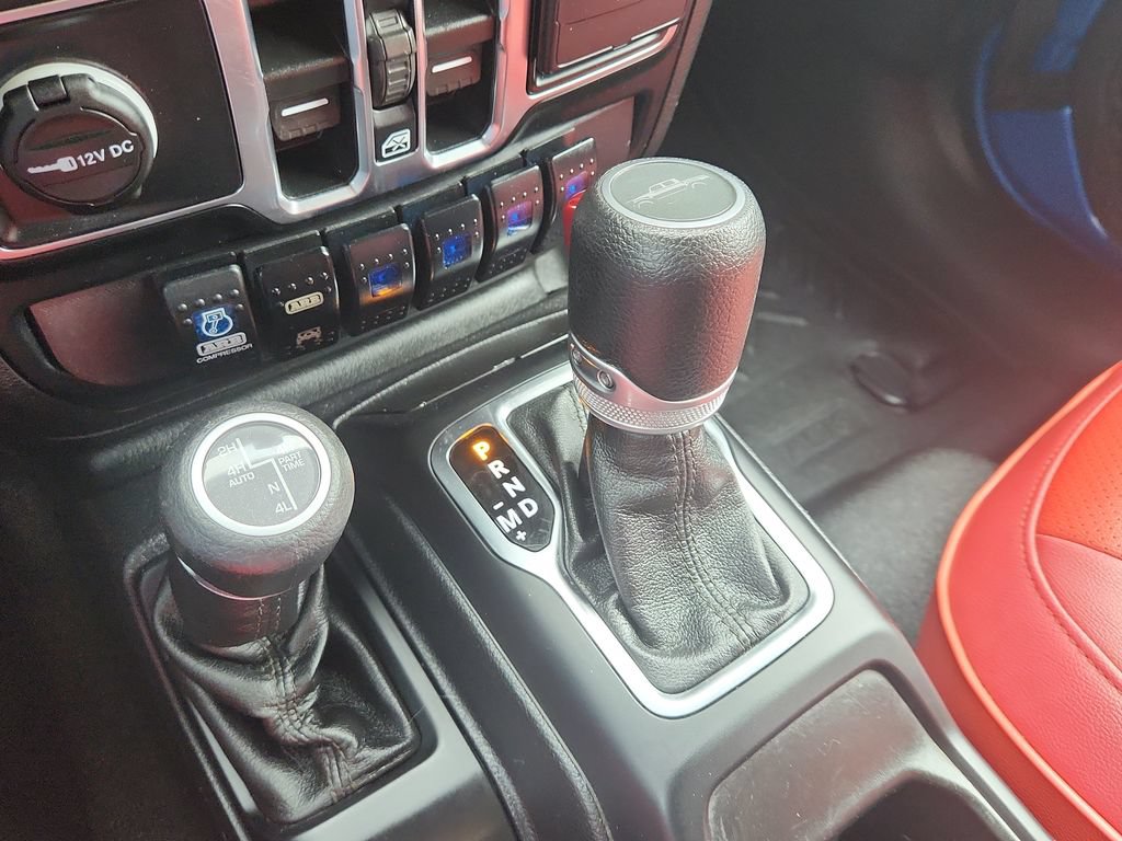 Used 2021 Jeep Gladiator Sport AWD/4WD image 23