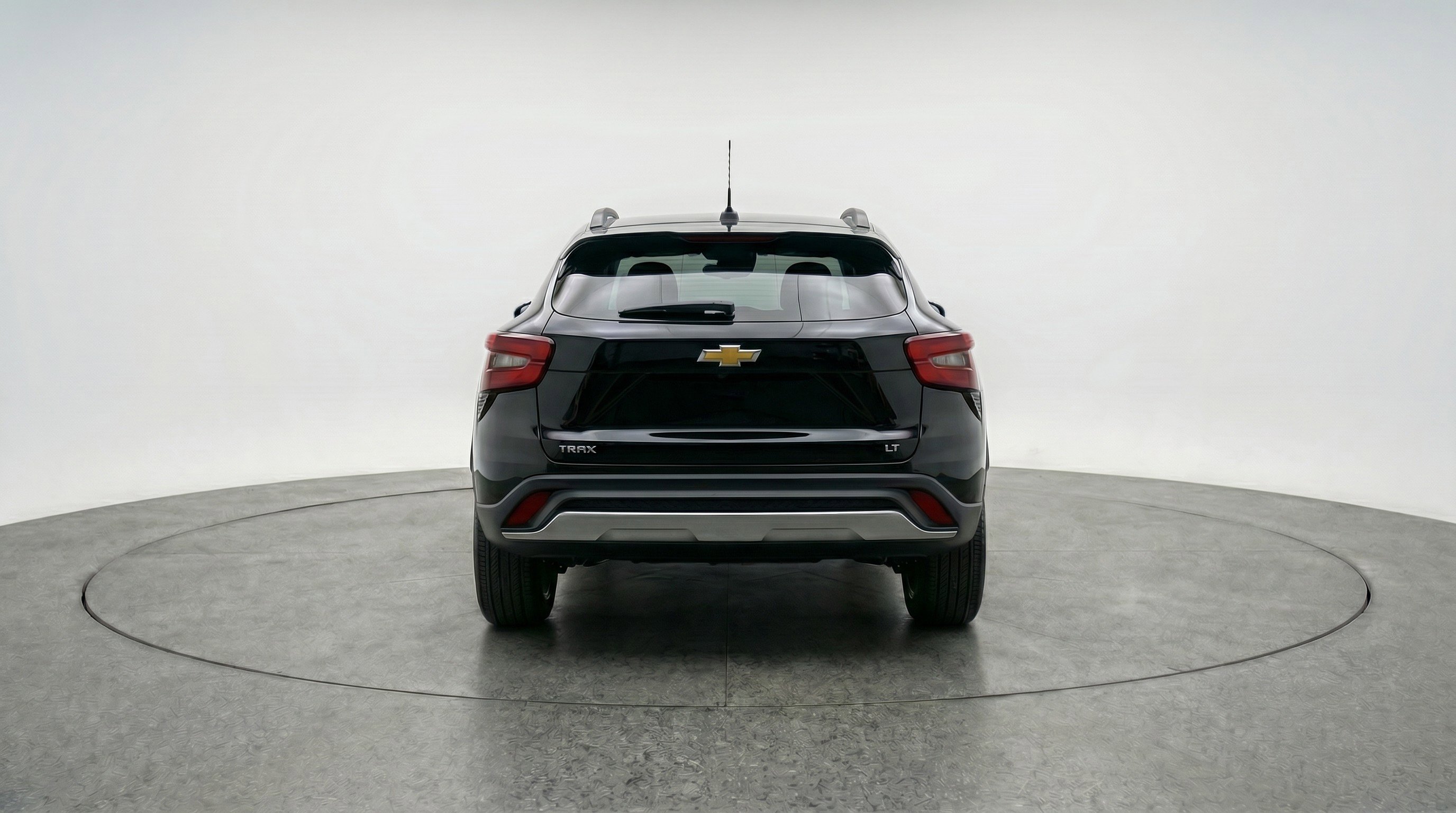 Used 2025 Chevrolet Trax LT w/ LT Convenience Package FWD image 7