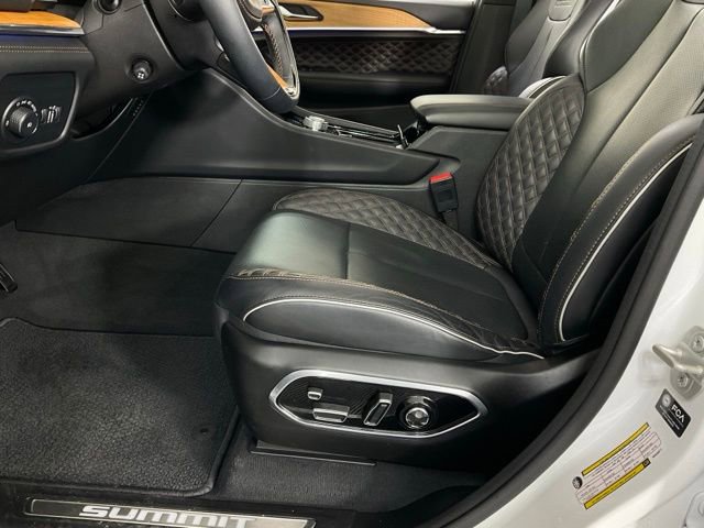 Used 2024 Jeep Grand Cherokee L Summit image 30