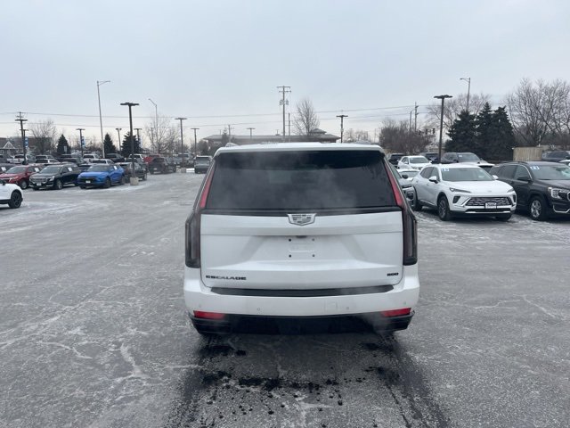 Used 2024 Cadillac Escalade Sport Platinum w/ LPO, ONYX Package image 4