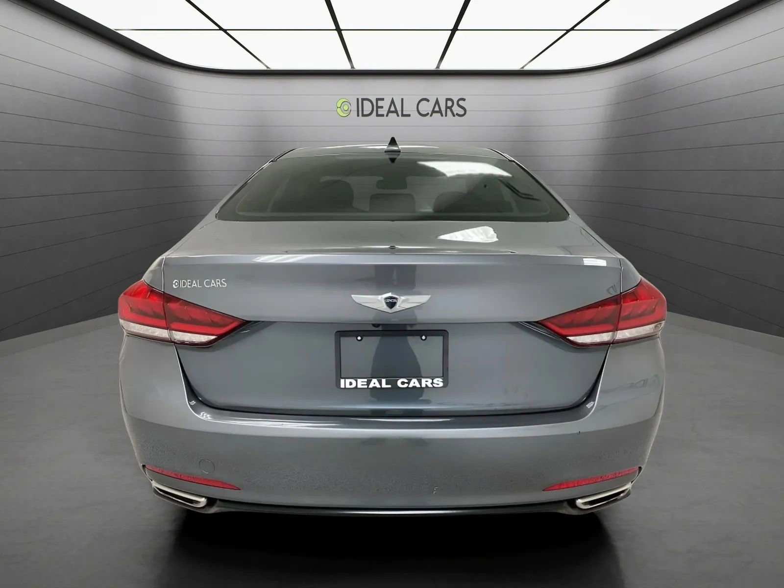 Used 2015 Hyundai Genesis 3.8 RWD image 6