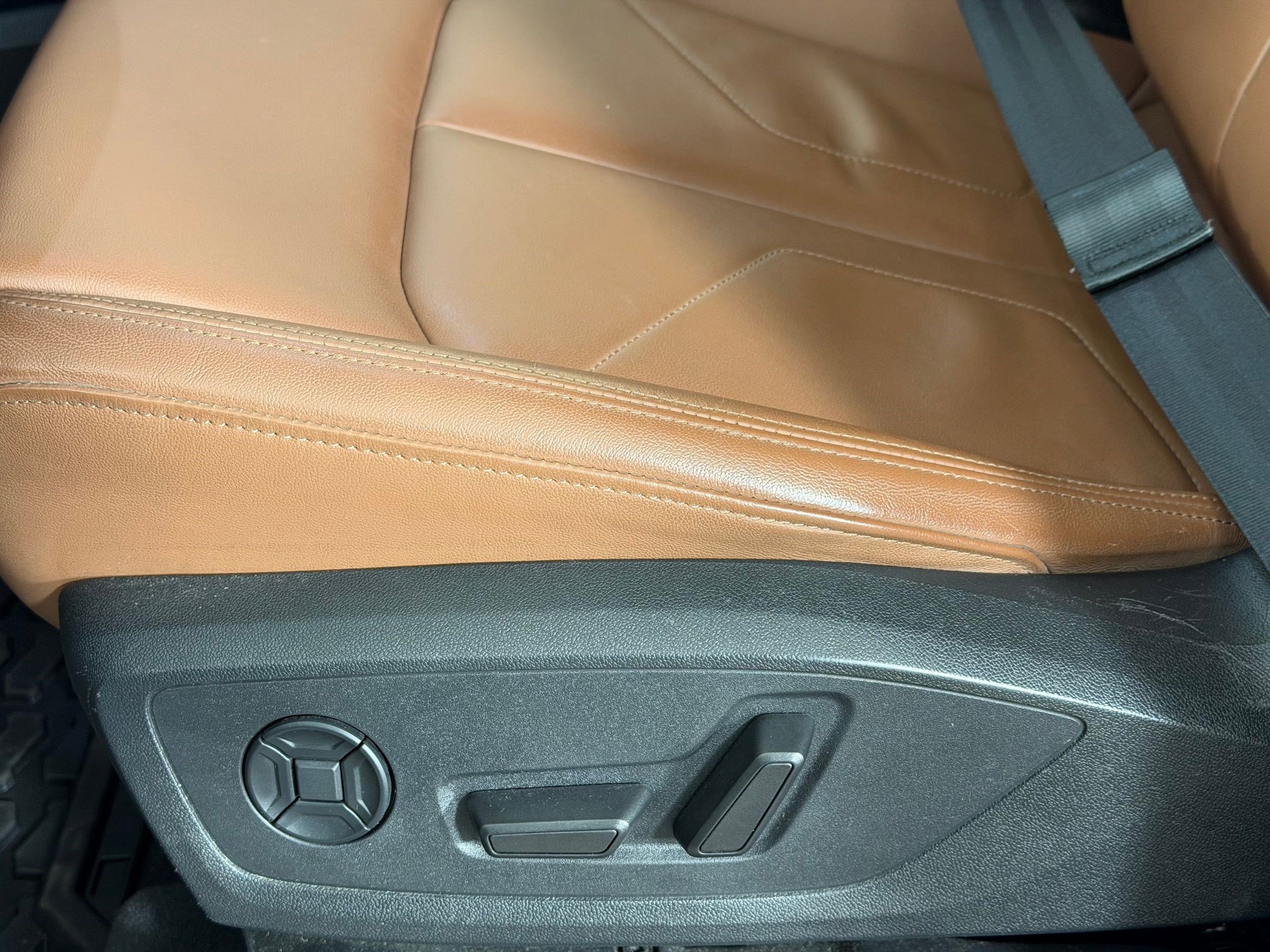 Certified 2023 Audi Q3 2.0T Premium Plus w/ Premium Plus Package AWD/4WD image 14