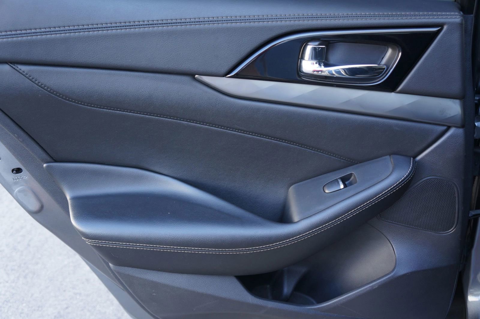 Used 2020 Nissan Maxima 3.5 SV w/ Floor Mat Group image 30