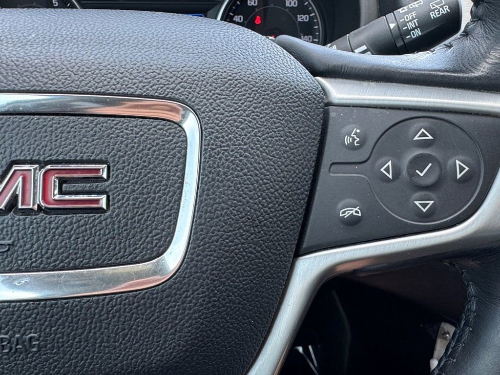 Used 2019 GMC Terrain SLE w/ Driver Convenience Package image 16