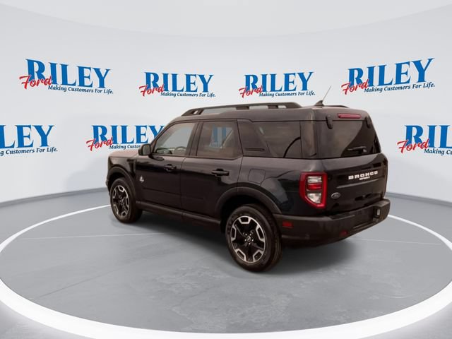 Certified 2023 Ford Bronco Sport Outer Banks AWD/4WD image 7