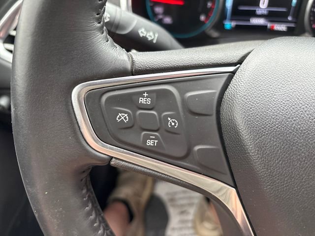 Used 2017 Chevrolet Malibu LT FWD image 11