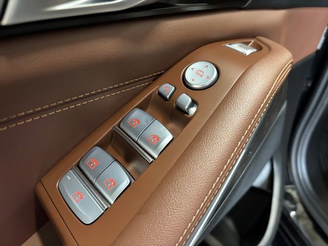 Used 2023 BMW X7 xDrive40i w/ Parking Assistance Package image 25