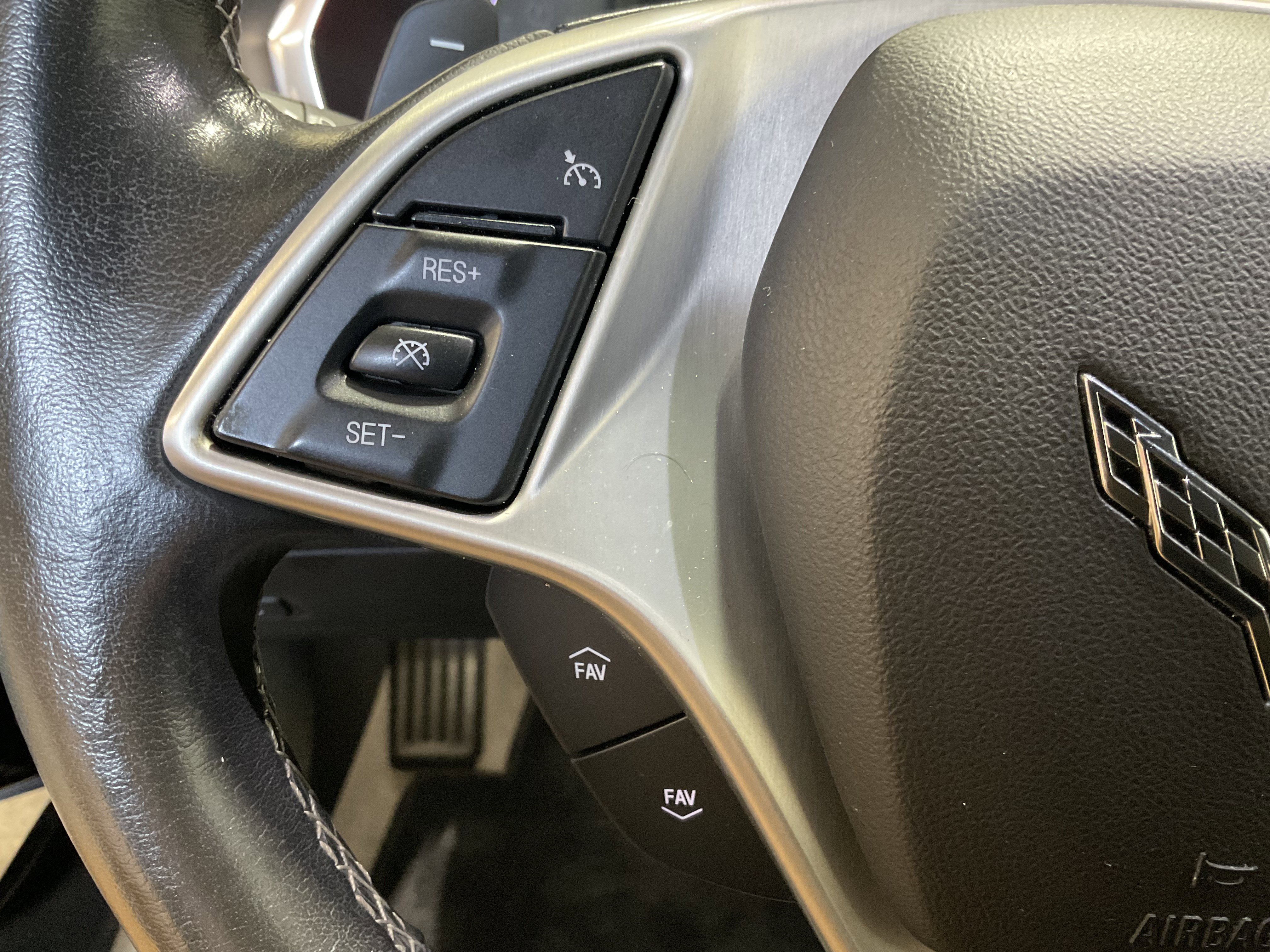 Used 2016 Chevrolet Corvette Stingray Coupe w/ 2LT Preferred Equipment Group image 38