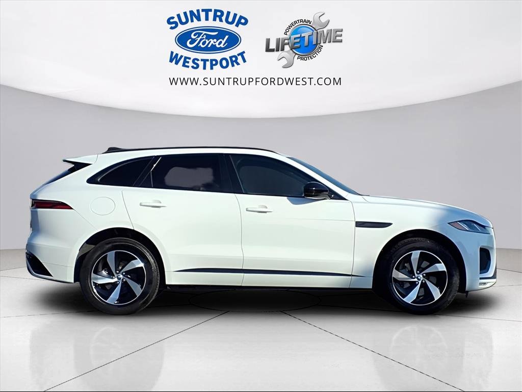 Used 2025 Jaguar F-PACE R-Dynamic S image 3