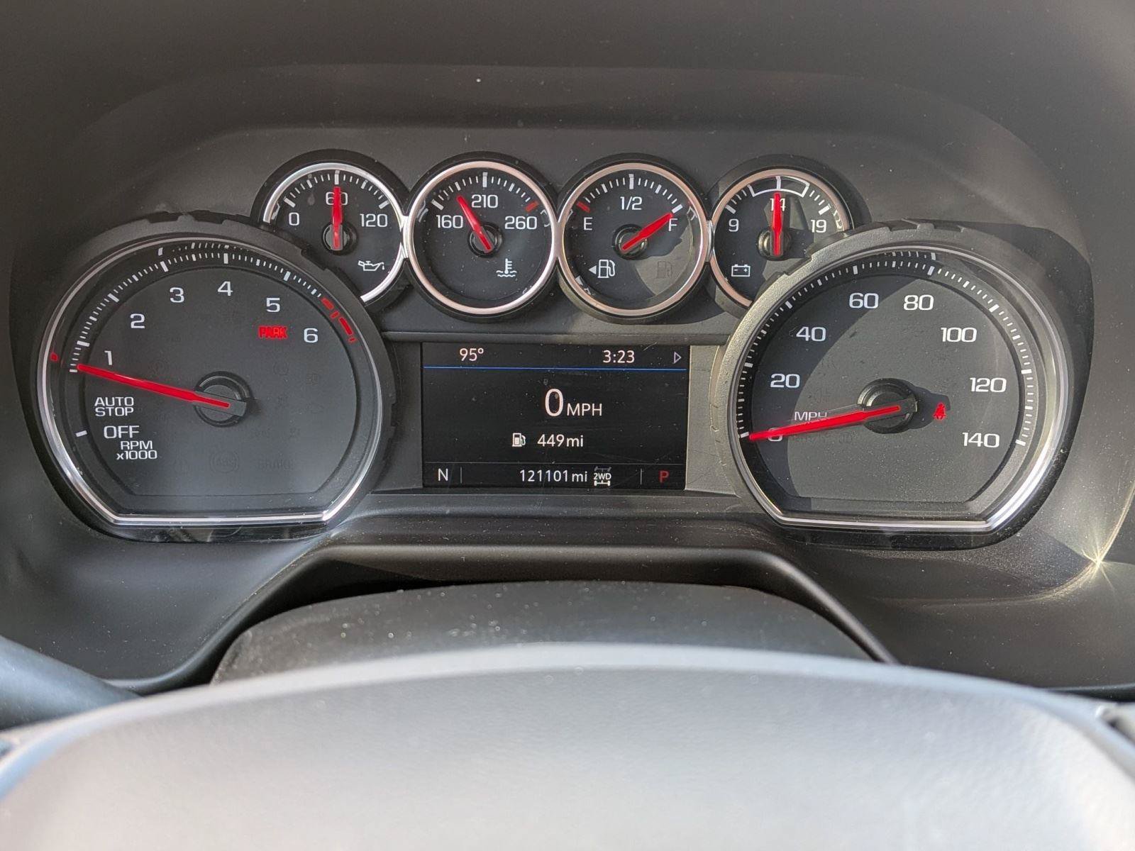 Used 2023 Chevrolet Suburban LS w/ Driver Alert Package AWD/4WD image 5