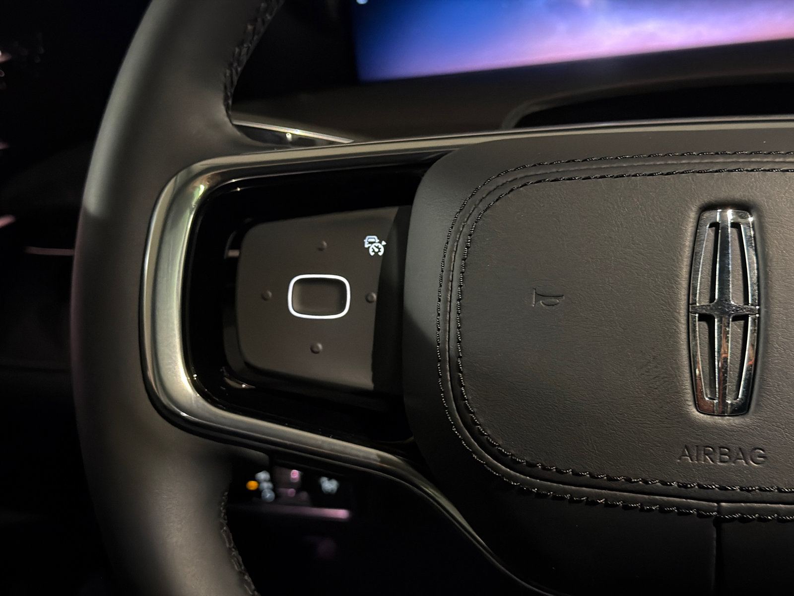 New 2026 Lincoln Nautilus Reserve AWD/4WD image 21