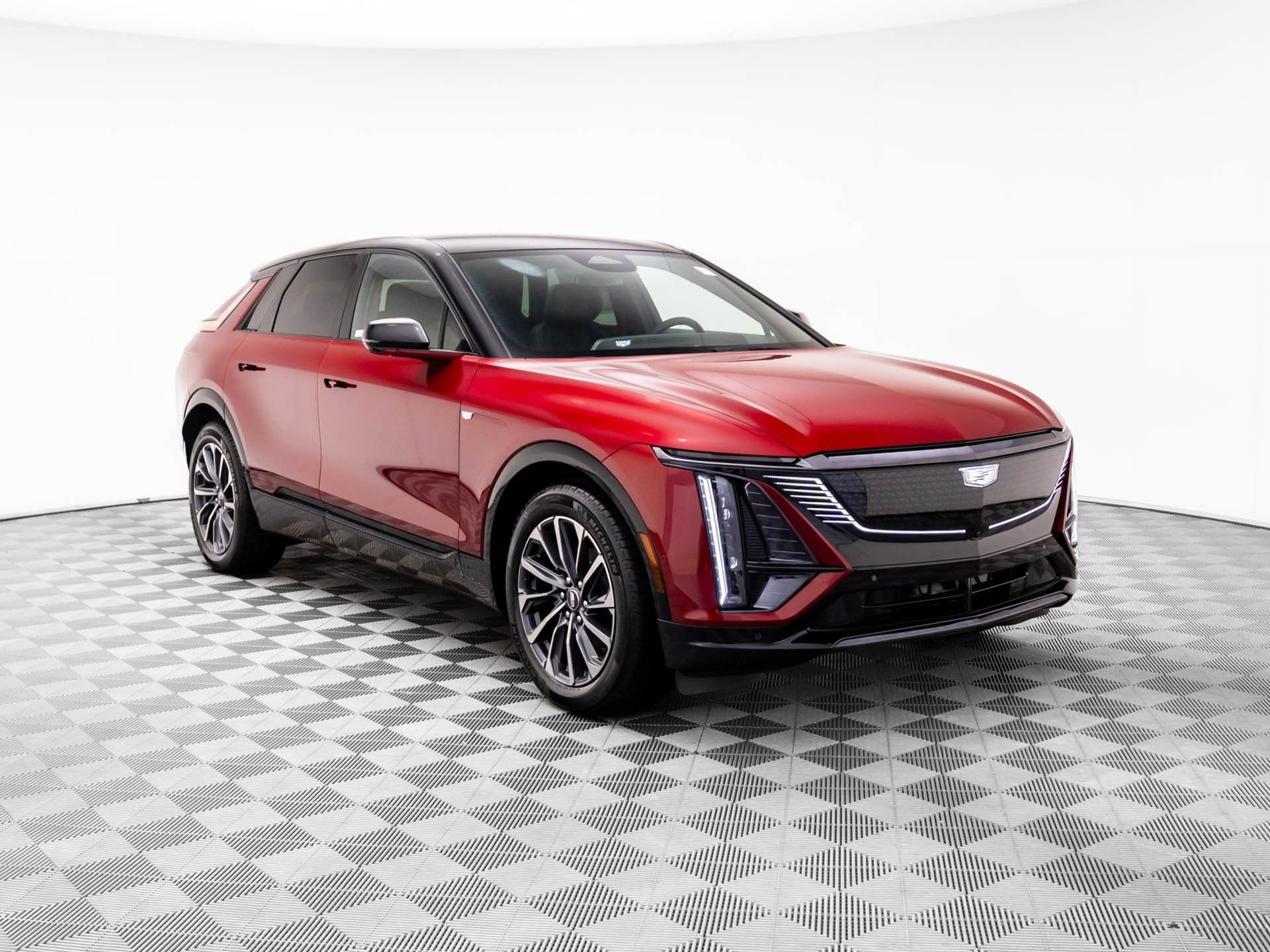 New 2026 Cadillac Lyriq Sport AWD/4WD image 8