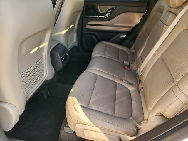 Used 2022 Lincoln Corsair AWD w/ Equipment Group 101A image 30