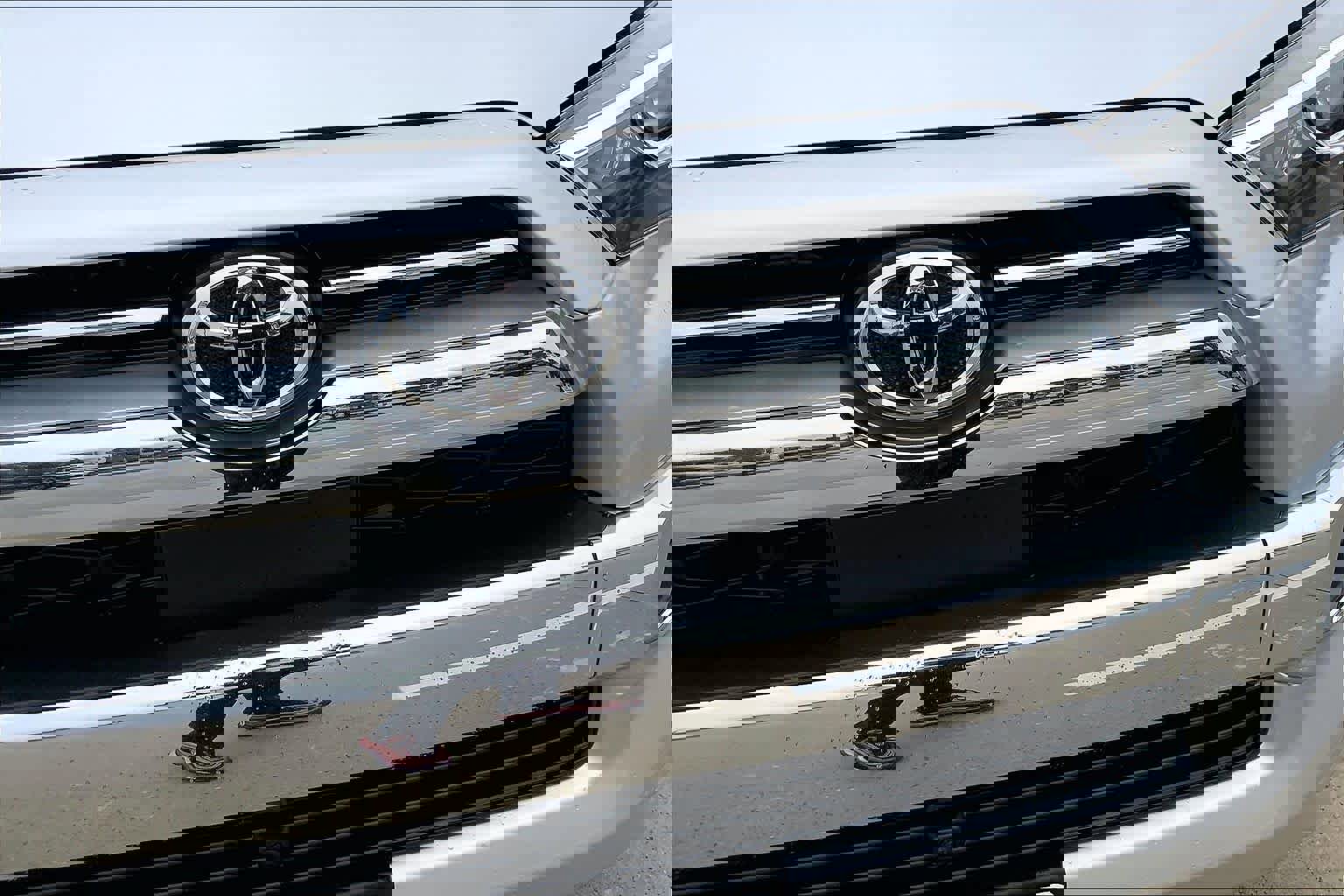 Used 2023 Toyota 4Runner Limited image 29