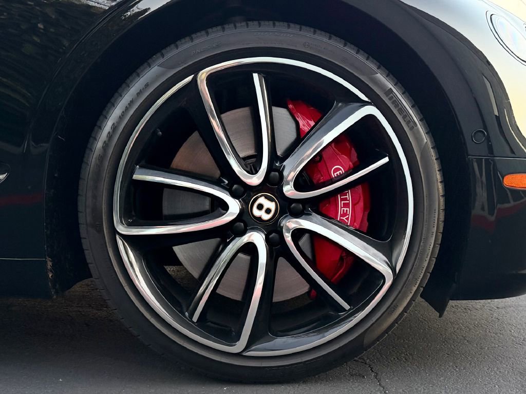 Used 2020 Bentley Continental GT V8 image 14