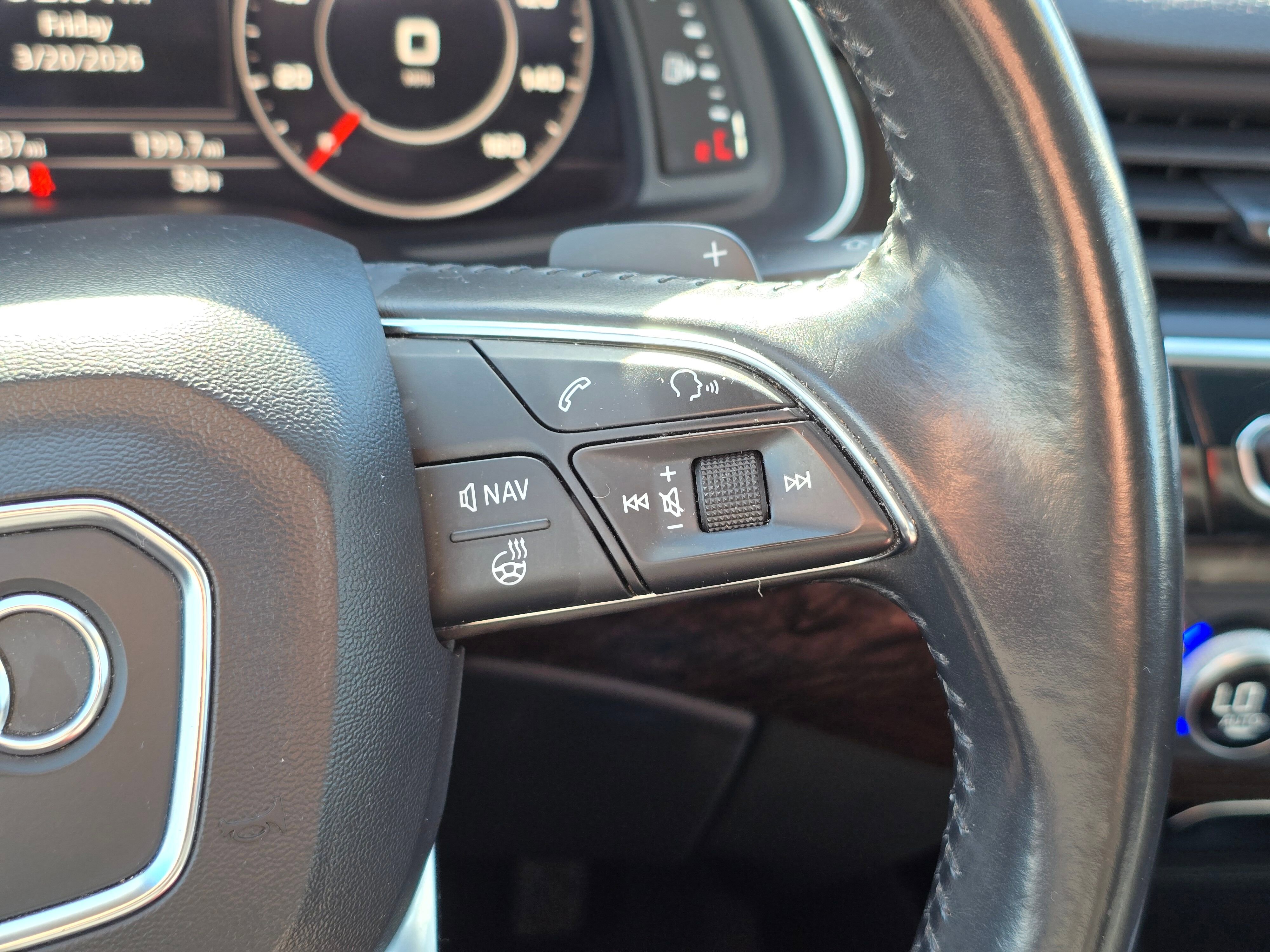 Used 2017 Audi Q7 3.0T Premium Plus w/ Premium Plus Package image 26