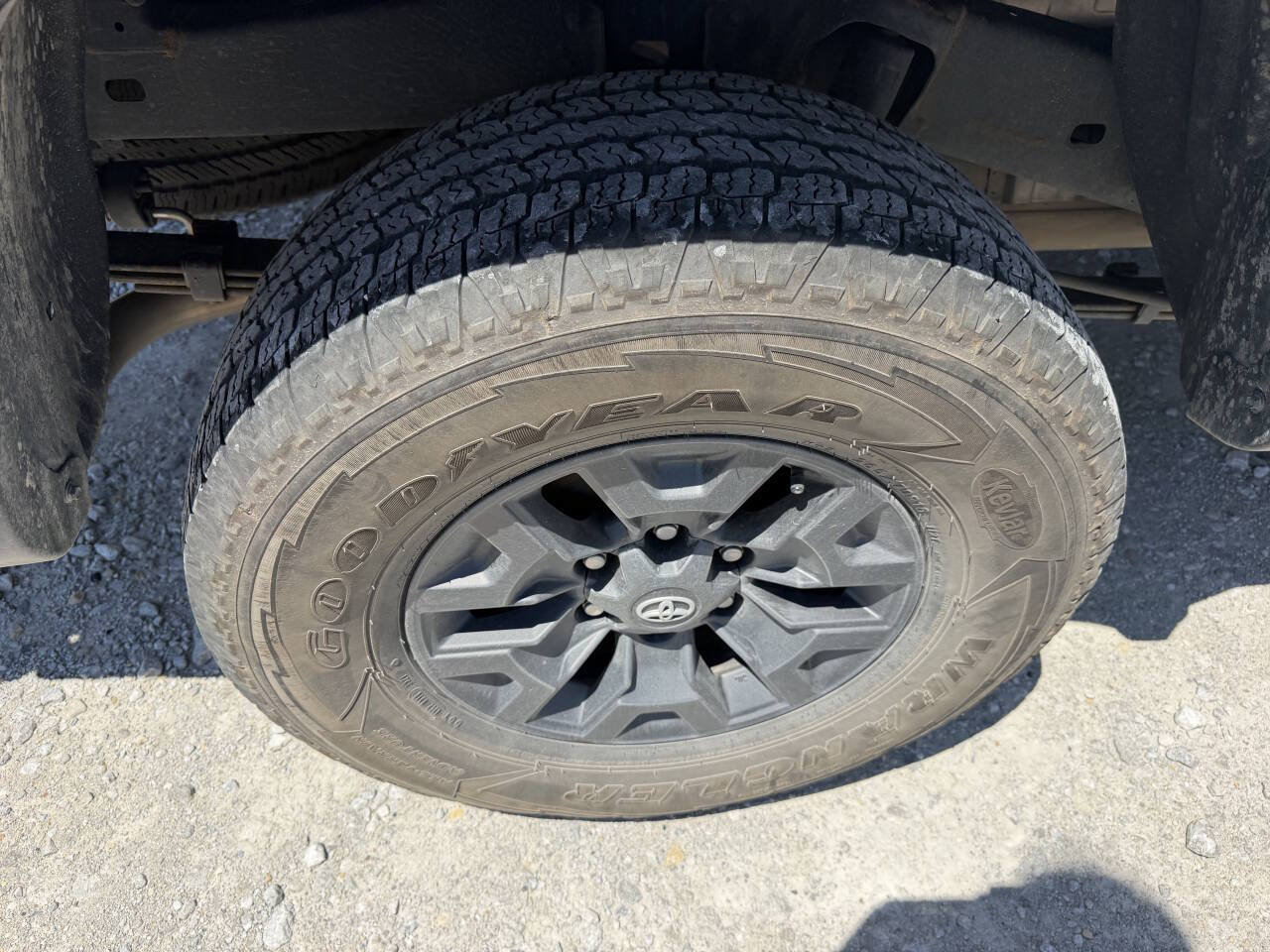 Used 2020 Toyota Tacoma SR RWD image 11