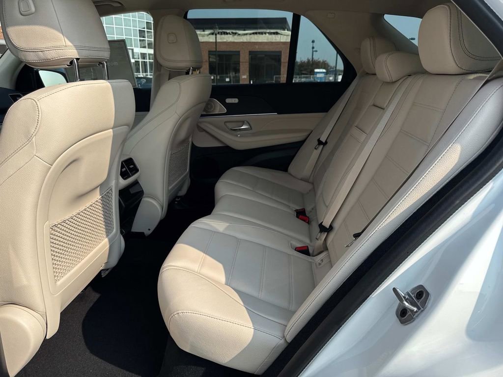 New 2026 Mercedes-Benz GLE 450 4MATIC image 13