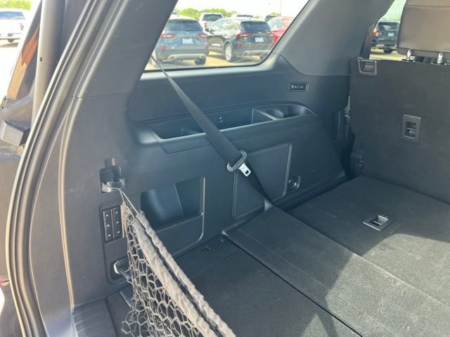 Used 2023 Ford Expedition Platinum RWD image 27