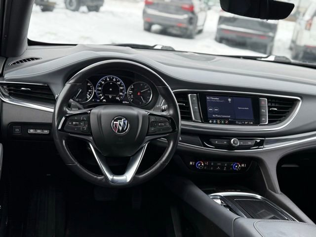 Used 2024 Buick Enclave Premium image 7