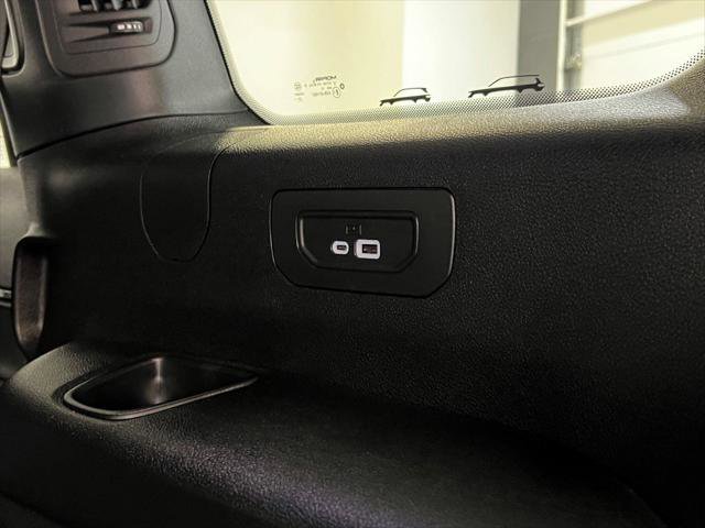 Certified 2024 Jeep Grand Cherokee L Laredo image 13
