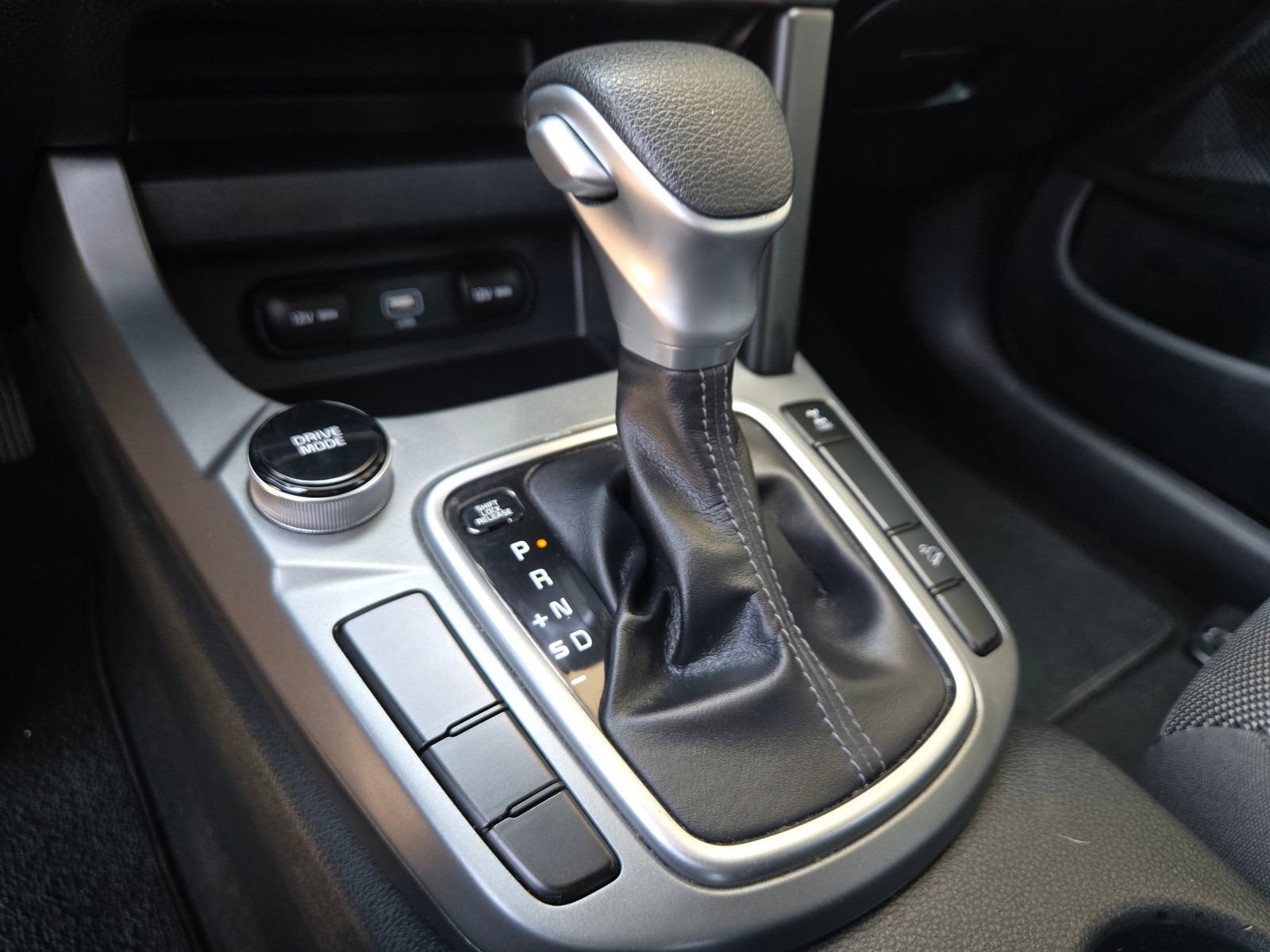 Used 2021 Kia Seltos LX image 18