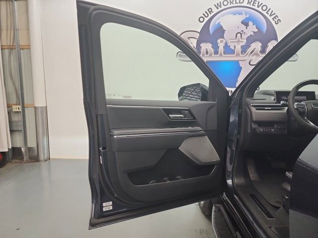 New 2025 GMC Sierra EV Denali image 10