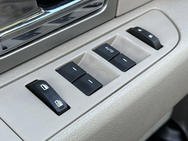 Used 2010 Ford F150 XLT RWD image 16