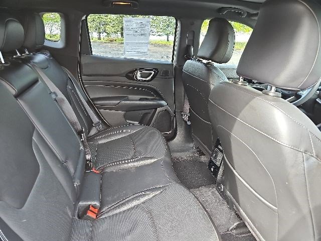 Used 2024 Jeep Compass Limited AWD/4WD image 16