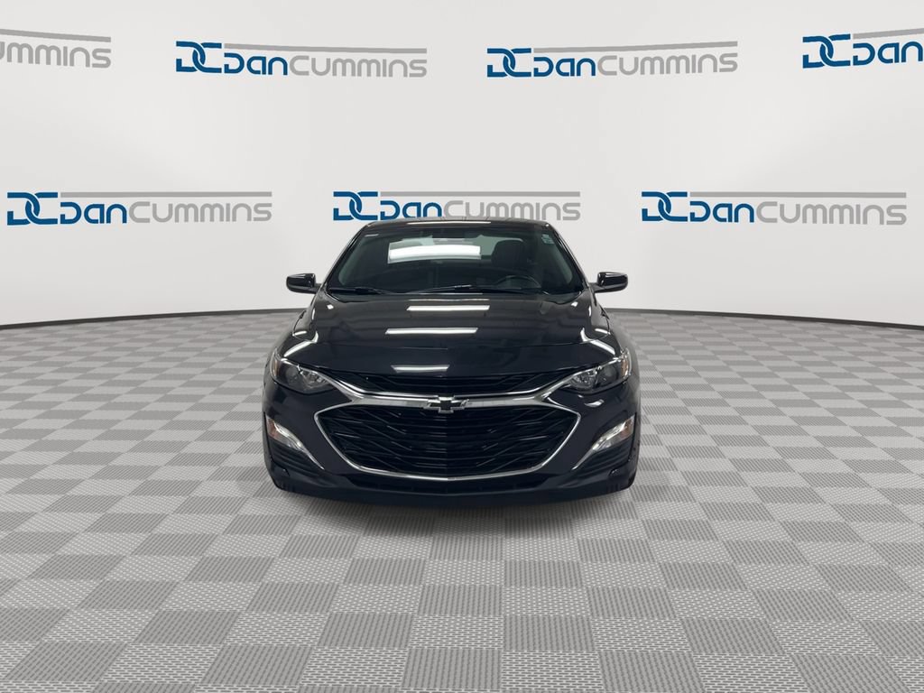 Used 2022 Chevrolet Malibu RS FWD image 3