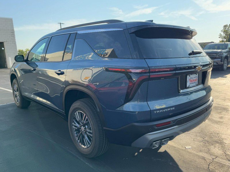 New 2026 Chevrolet Traverse LT image 5