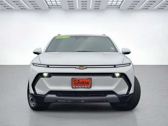 Used 2024 Chevrolet Equinox EV LT FWD image 2
