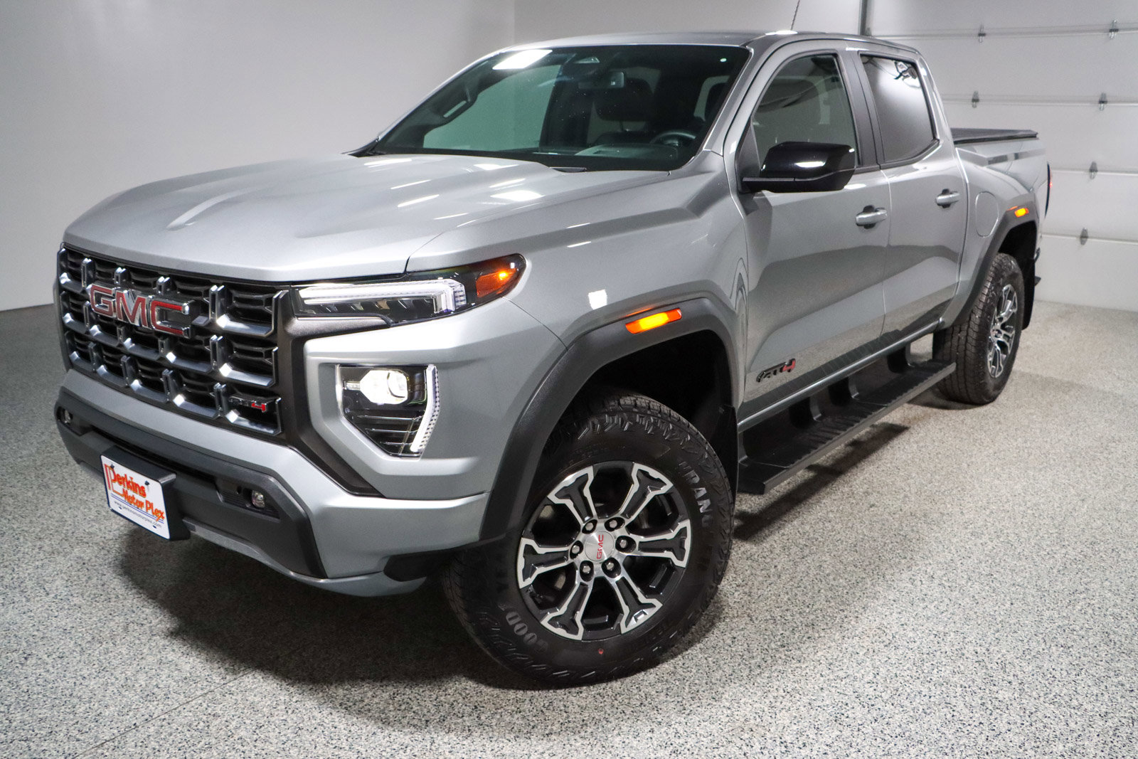Used 2024 GMC Canyon AT4 w/ Canyon Safety Plus Package AWD/4WD image 34