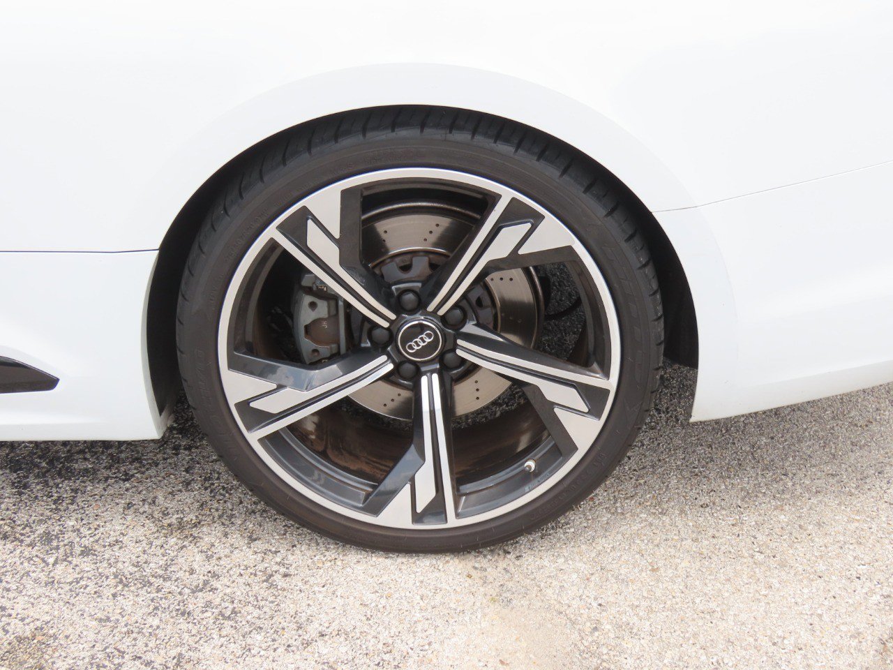 Used 2018 Audi RS 5 w/ Dynamic Plus Package AWD/4WD image 17