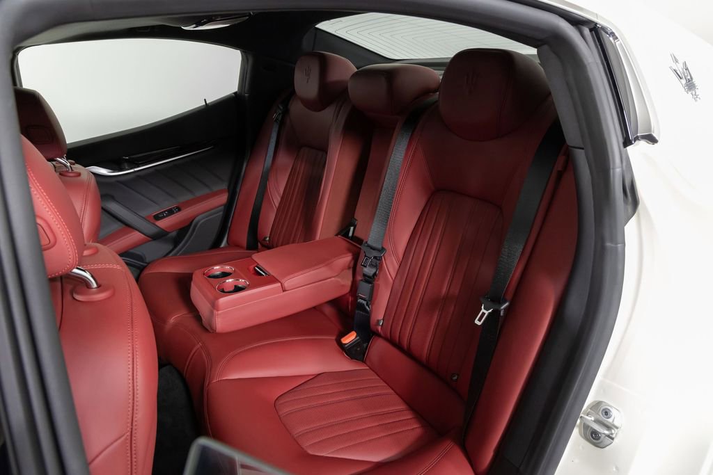 Used 2023 Maserati Ghibli GT RWD image 34