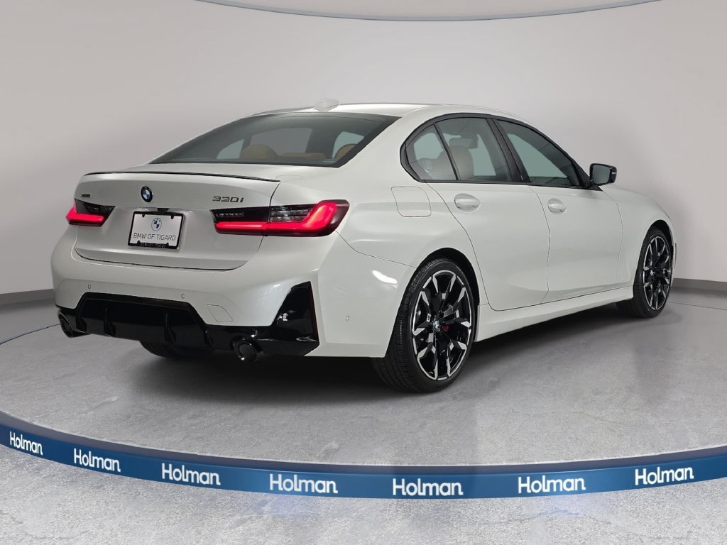 New 2026 BMW 330i xDrive Sedan w/ M Sport Package AWD/4WD image 5