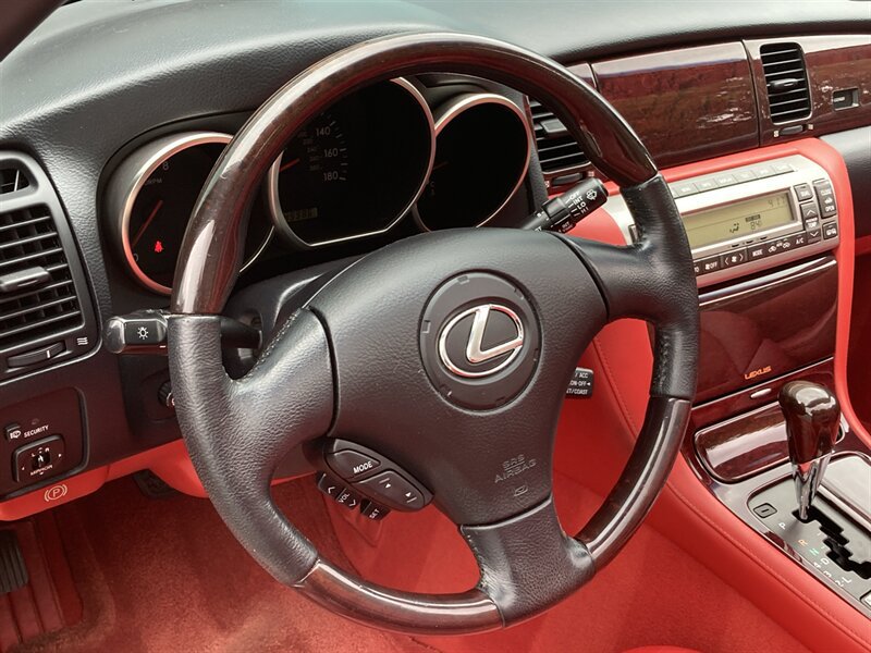 Used 2002 Lexus SC 430 Convertible RWD image 22
