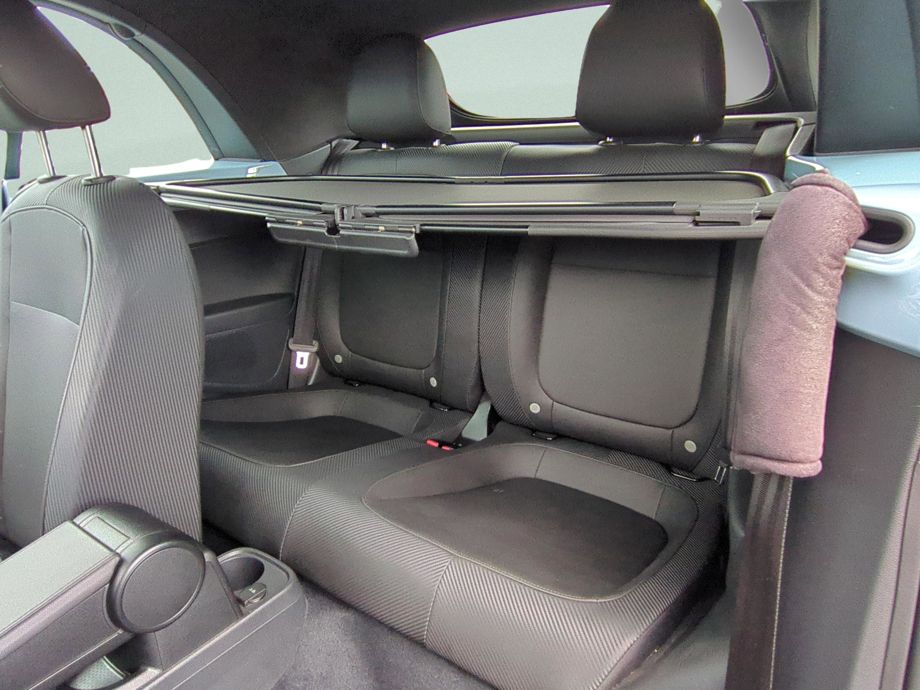 Used 2013 Volkswagen Beetle 2.5 FWD image 9