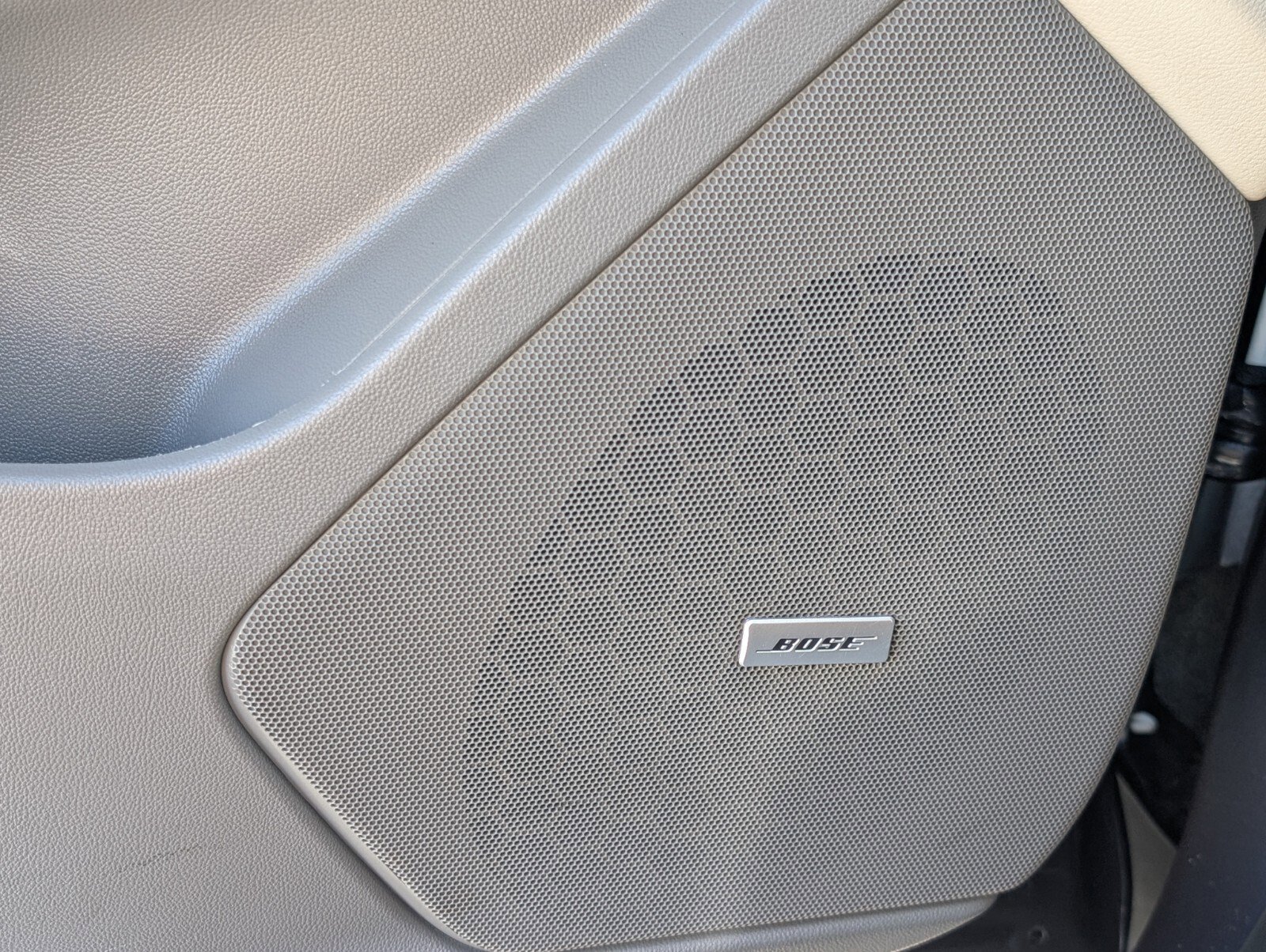 Used 2018 Cadillac XT5 Luxury image 46