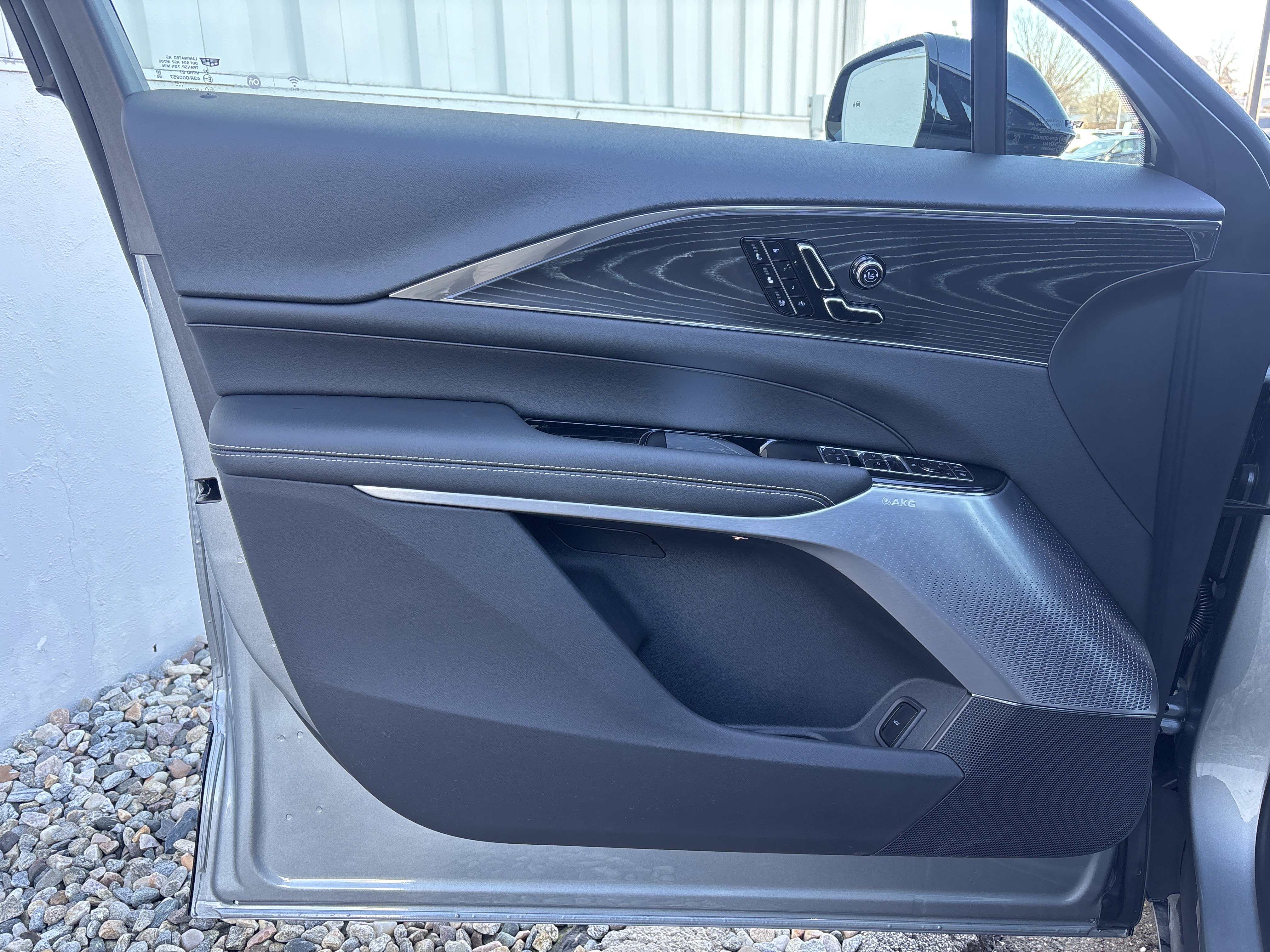 Used 2024 Cadillac Lyriq Luxury w/ LPO, Floor Liner Package image 21