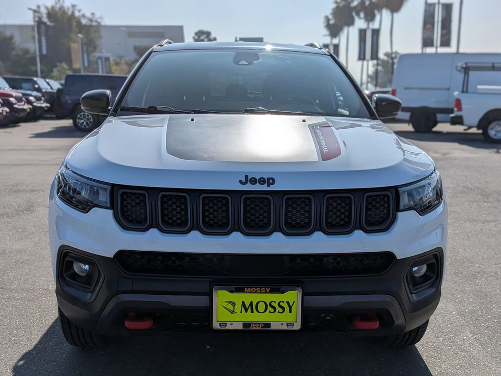 Used 2024 Jeep Compass Trailhawk image 12