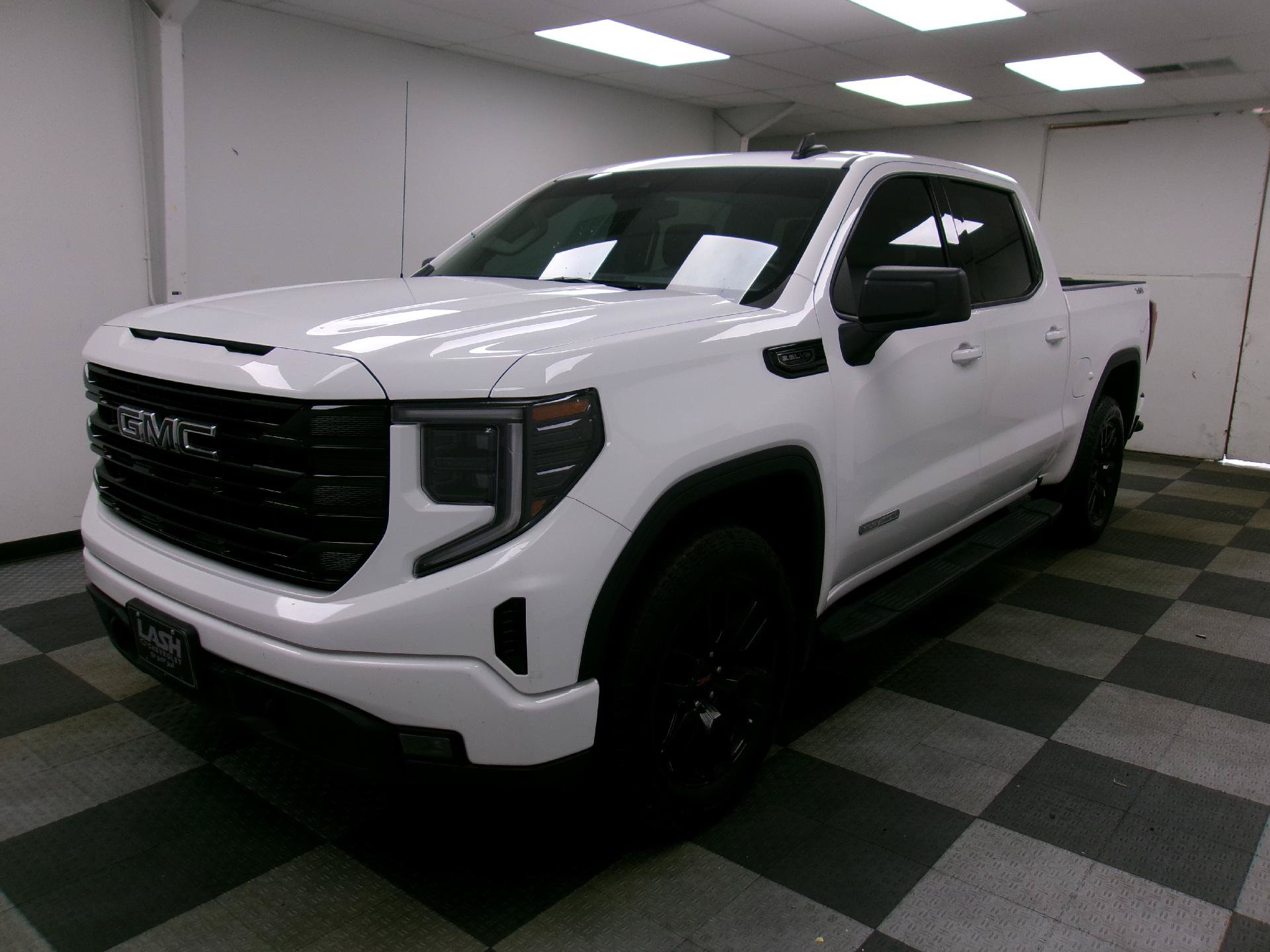 Used 2023 GMC Sierra 1500 Elevation w/ Preferred Package