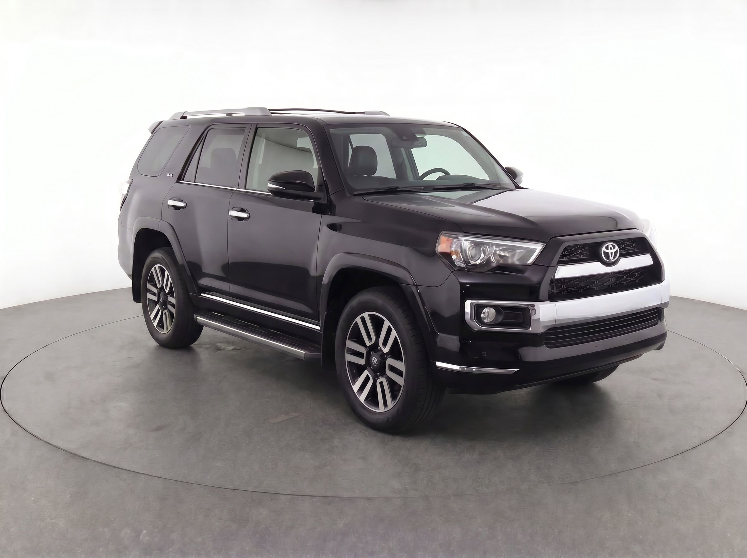 Used 2016 Toyota 4Runner Limited AWD/4WD image 2