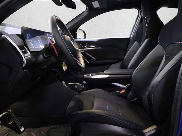 Used 2026 BMW X2 M35i w/ Technology Package AWD/4WD image 4