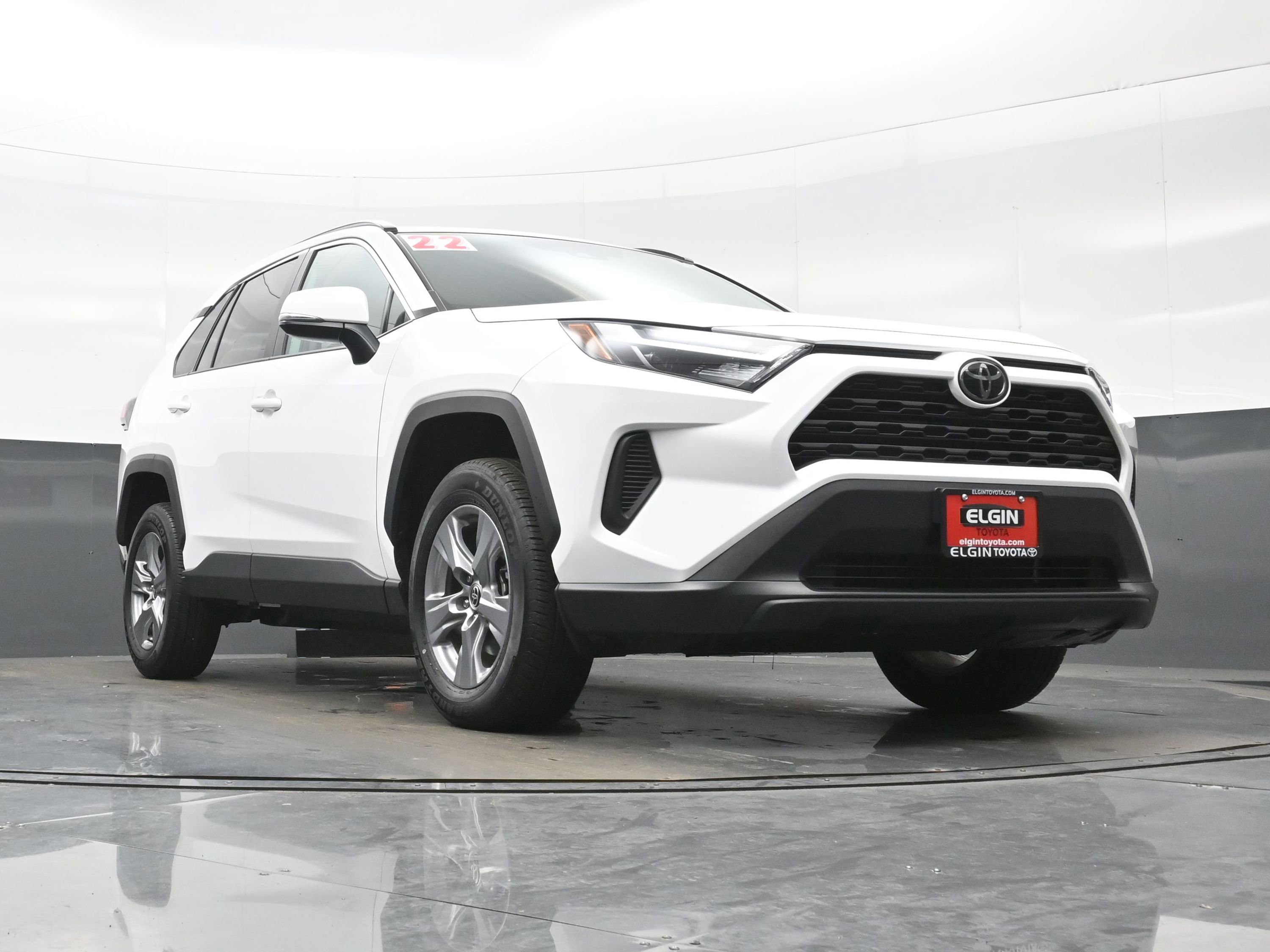 Used 2022 Toyota RAV4 XLE w/ XLE Grade Weather Package AWD/4WD image 26