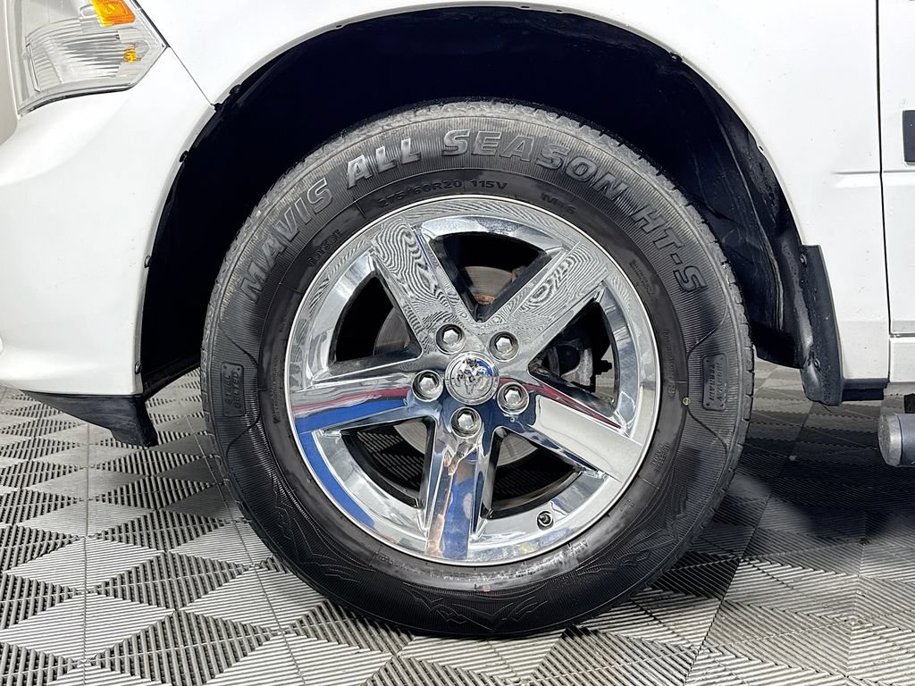 Used 2017 RAM 1500 Express w/ Express Value Package AWD/4WD image 26
