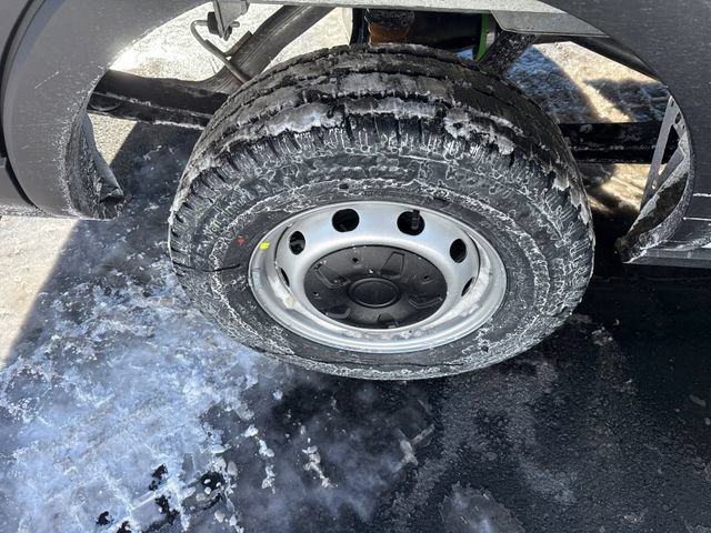 New 2026 Ford Transit 250 148 Medium Roof RWD image 17